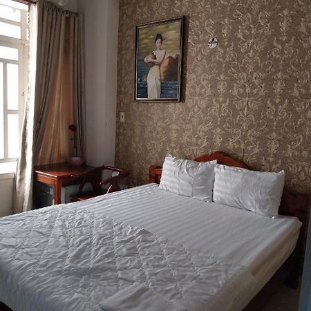 Hotel Khach San Thien Phuc Thành Pho Ho Chí Minh Esterno foto