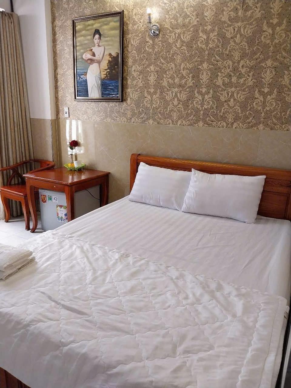 Hotel Khach San Thien Phuc Thành Pho Ho Chí Minh Esterno foto