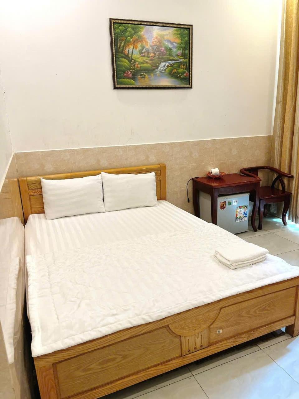 Hotel Khach San Thien Phuc Thành Pho Ho Chí Minh Esterno foto