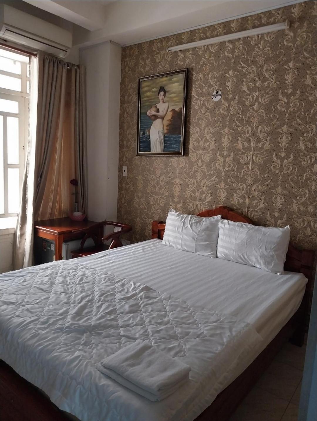 Hotel Khach San Thien Phuc Thành Pho Ho Chí Minh Esterno foto